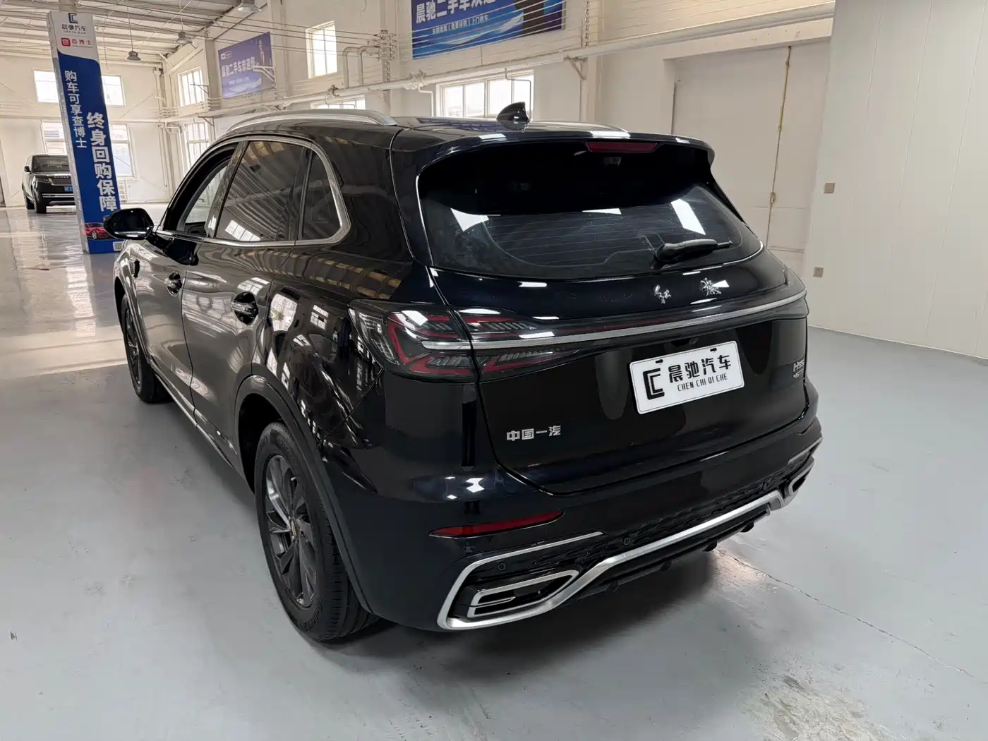 Hongqi HS5 2023 2.0T Flag Enjoy Pro Edition фото 6
