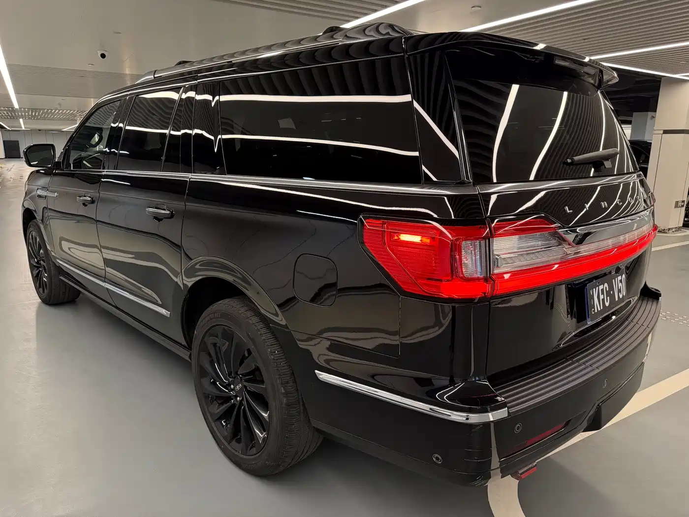 LINCOLN NAVIGATOR