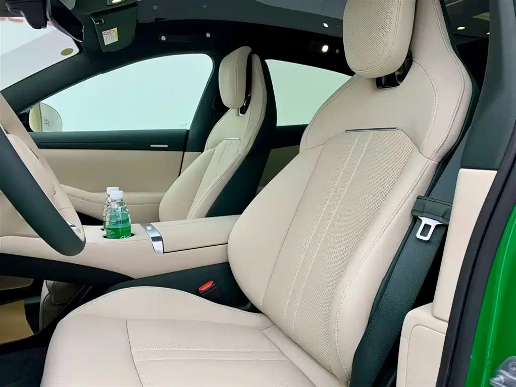 Xiaomi Auto Xiaomi YU7 2025 Extended Range AWD Pro фото 11
