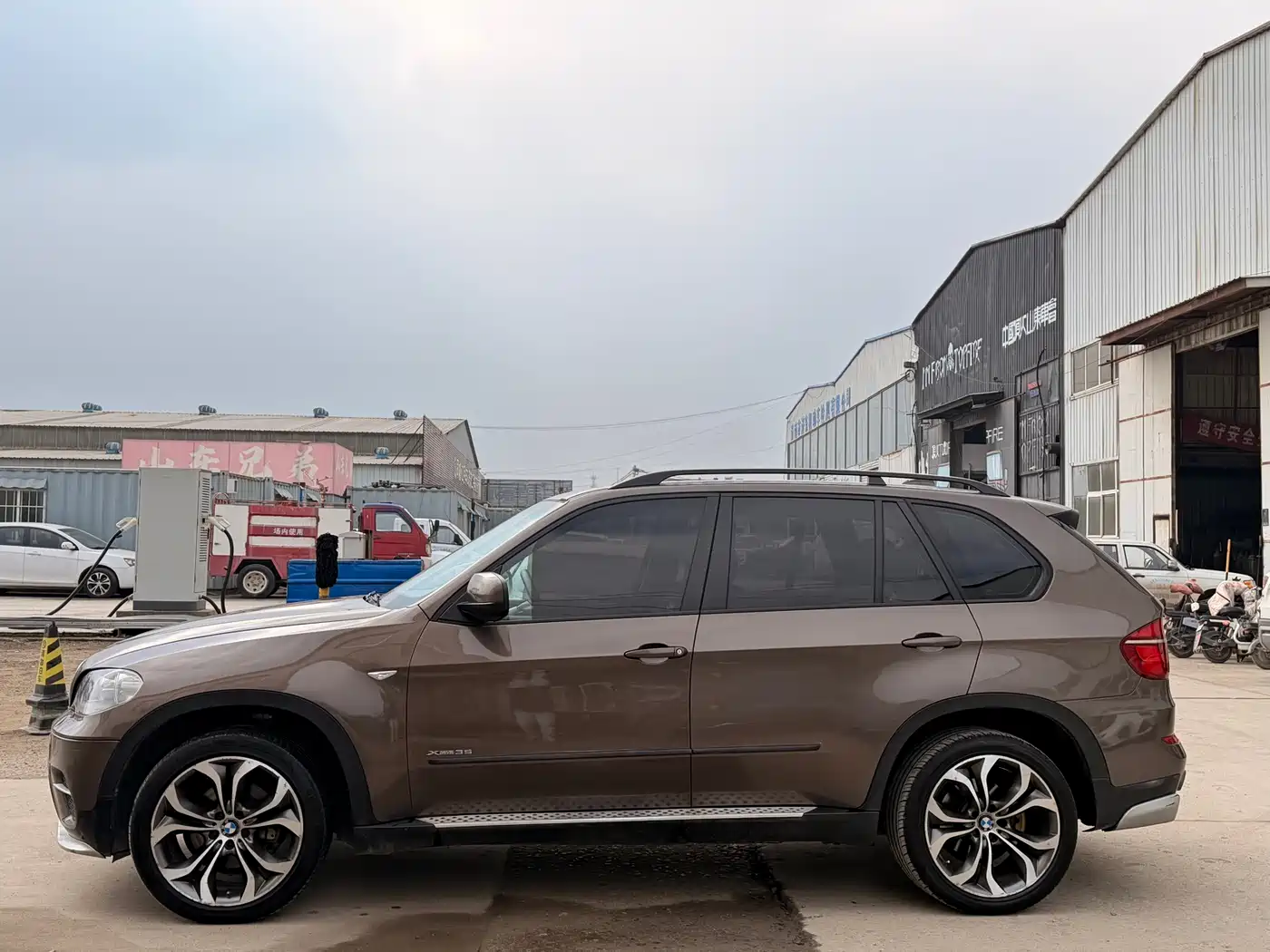 BMW X5 (Import) 2011 xDrive35i Luxury Edition фото 8