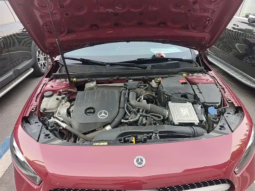 MERCEDES-BENZ CLASS A
