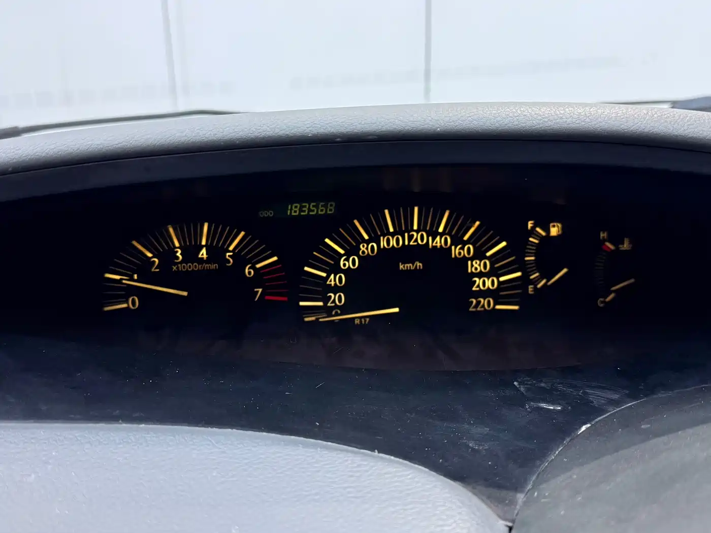 Toyota Previa фото 17