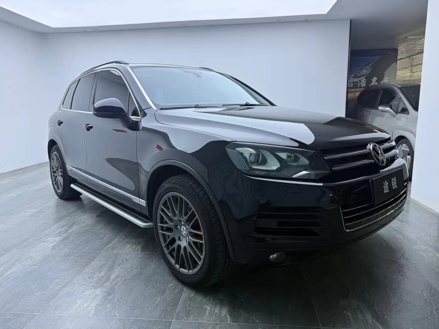Volkswagen Touareg 2011 3.0TSI Comfort фото 3