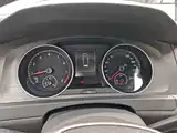 Фото 4 - Volkswagen Golf