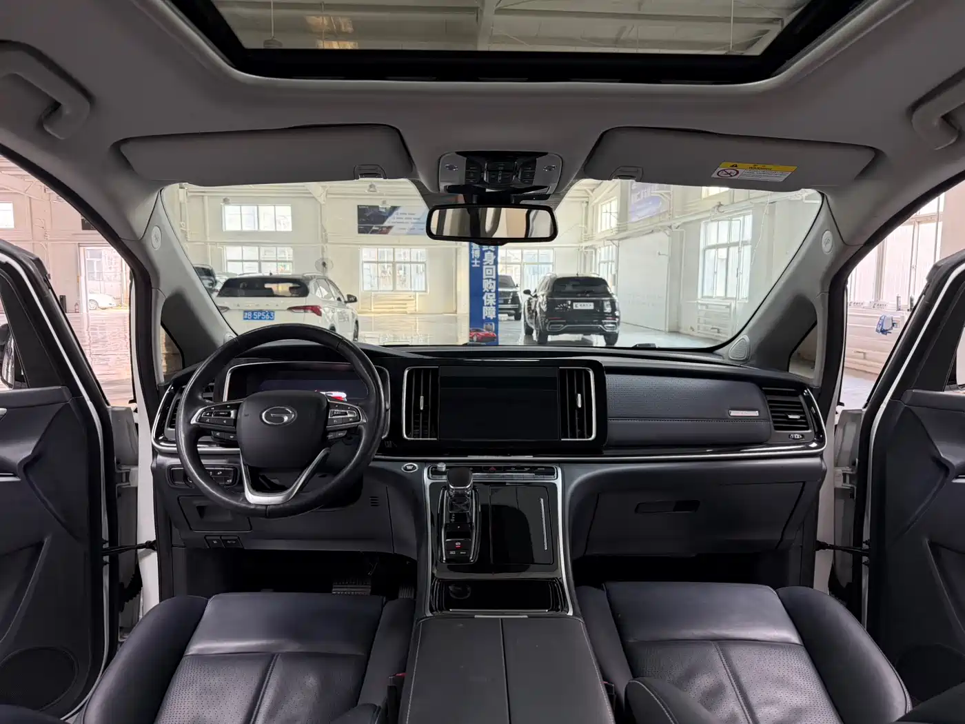 GAC Trumpchi Trumpchi M8 2023 Leading Series 390T Ultimate Edition фото 9