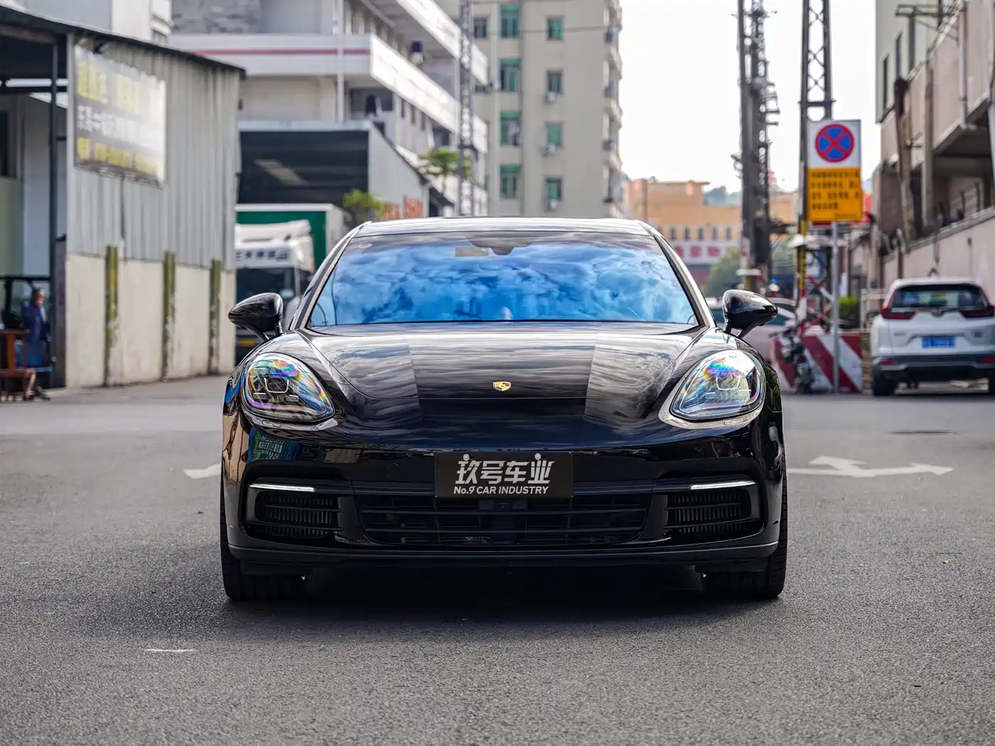 Porsche Panamera 2017 Panamera 4S Sport Turismo 2.9T фото 2