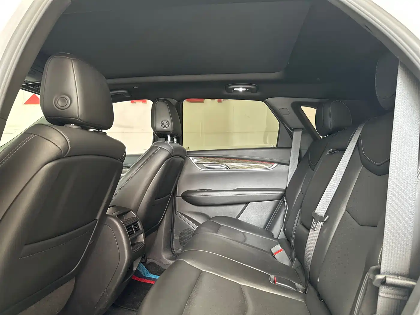 Cadillac XT5 2022 2.0T AWD Luxury (Hummingbird Edition) фото 8