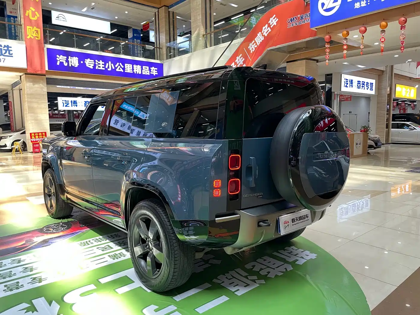 Фото 5 - Land Rover Defender