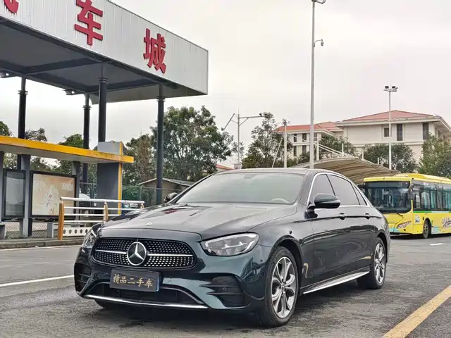 MERCEDES-BENZ E CLASS