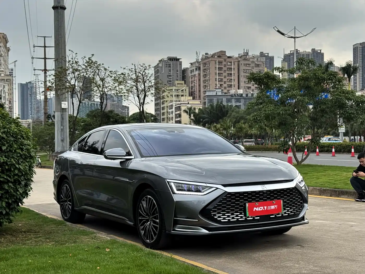 BYD HAN