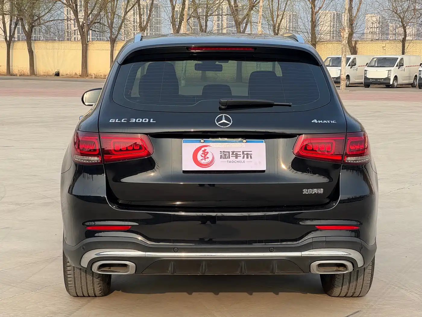 MERCEDES-BENZ GLC
