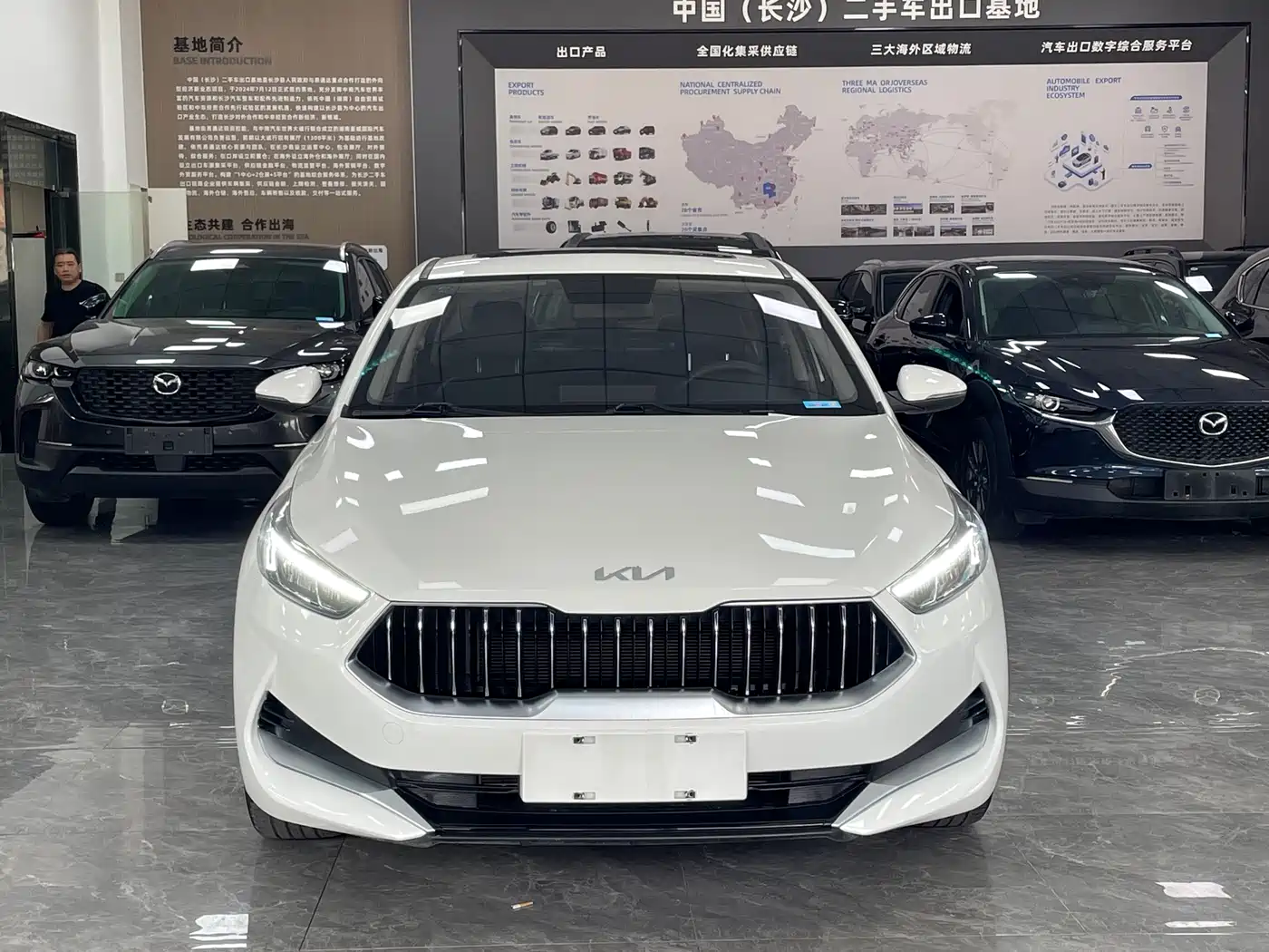 Kia K3 2021 Facelift 1.5L CVT Fashion Edition фото 2