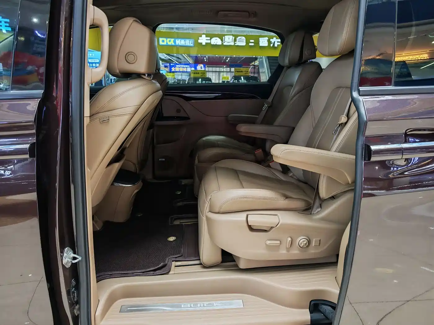Buick GL8 2018 ES 28T Flagship Type China VI фото 10