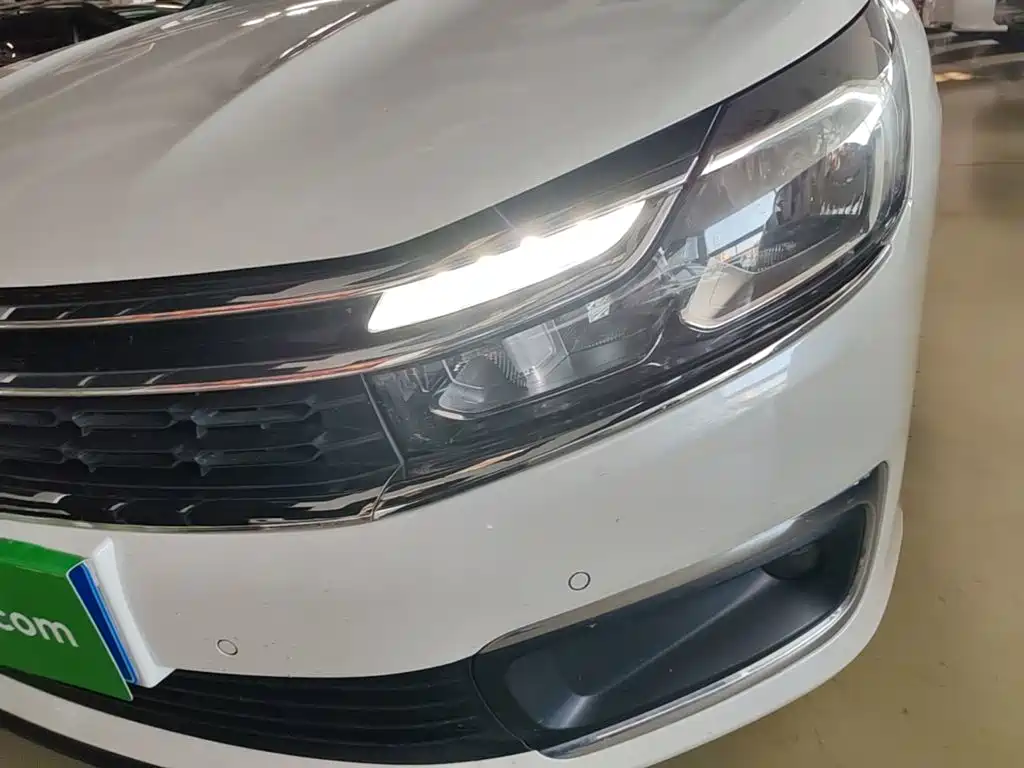 Citroën C4L 2017 2016 1.6T Automatic Elite Edition