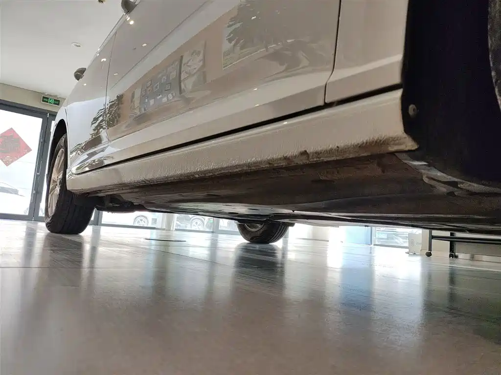 Volkswagen Lavida 2024 Model 1.5L Automatic Delight Edition фото 19