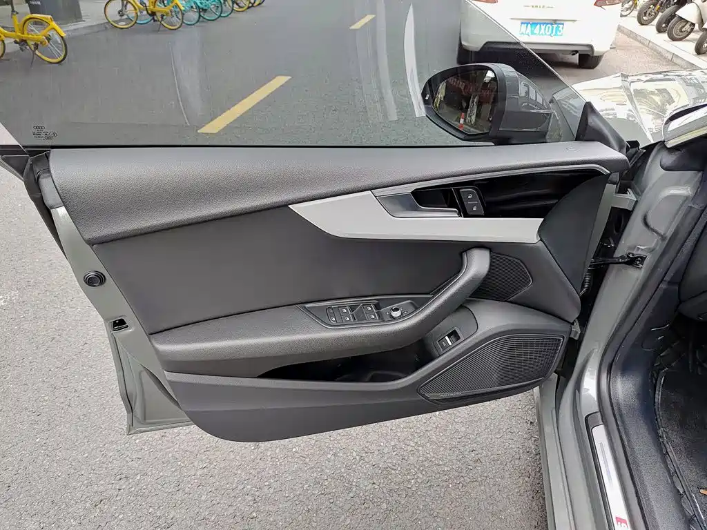 Фото 6 - Audi A5 (Import)