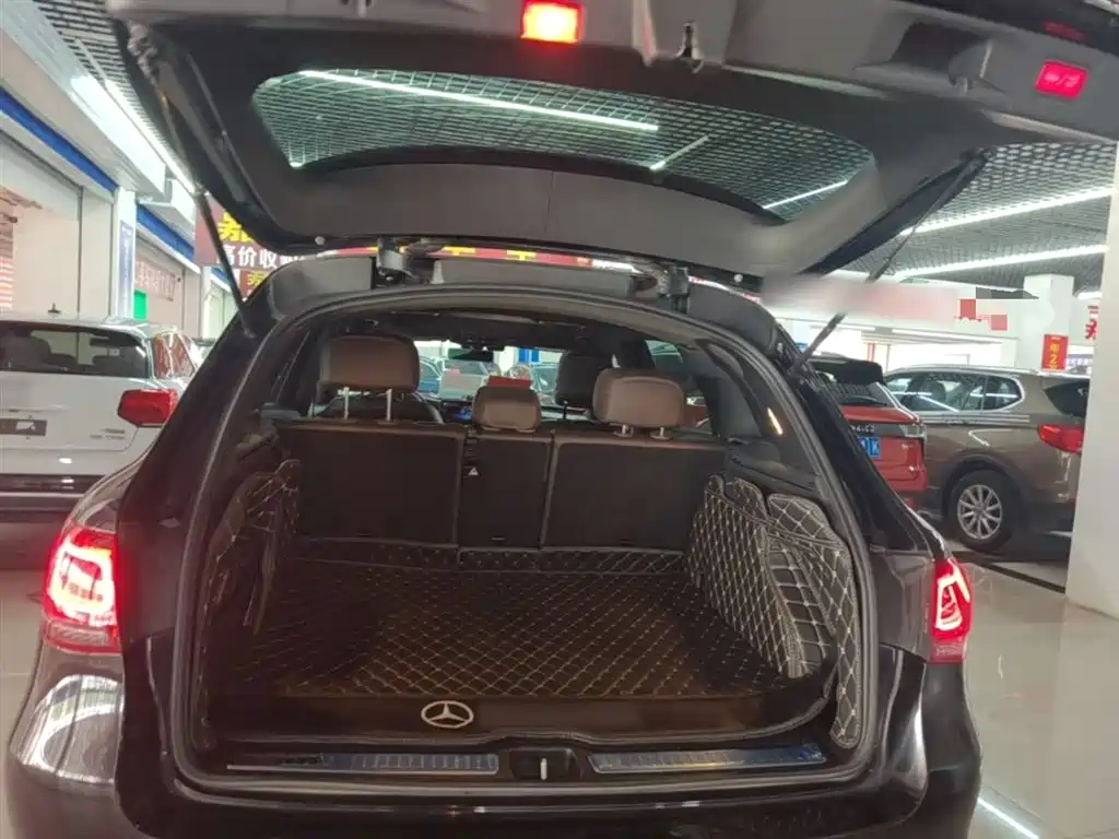 Mercedes-Benz GLC 2020 GLC 260 L 4MATIC Luxury фото 19