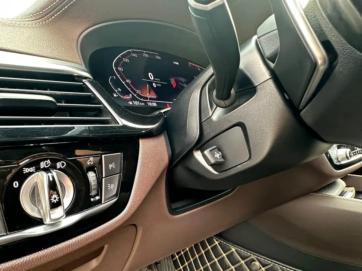 BMW 5 Series 2021 530Li Leading M Sport Package фото 27