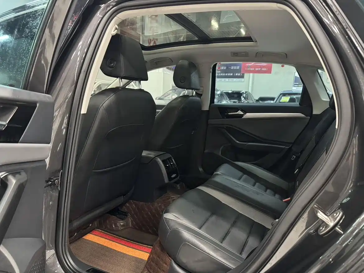 Volkswagen Sagitar 2021 200TSI DSG Surpassing Edition фото 10