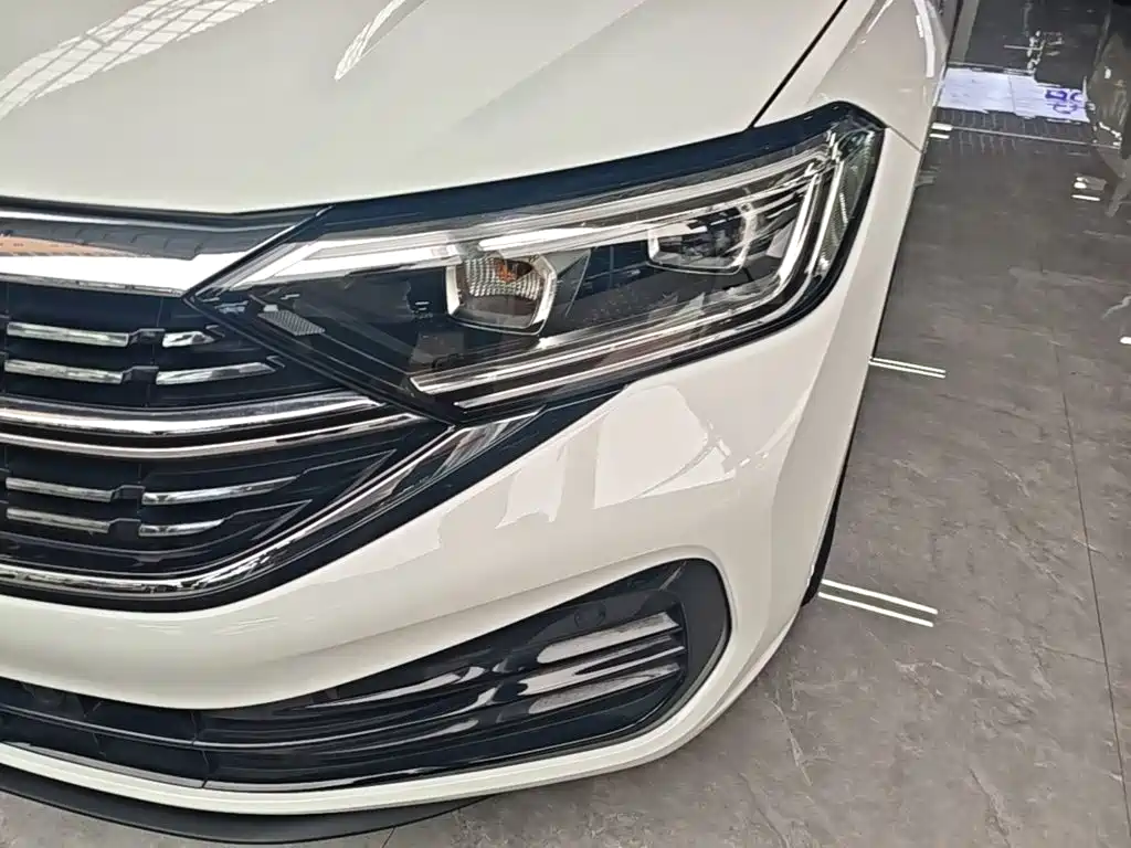 Volkswagen Sagitar, миниатюра 24
