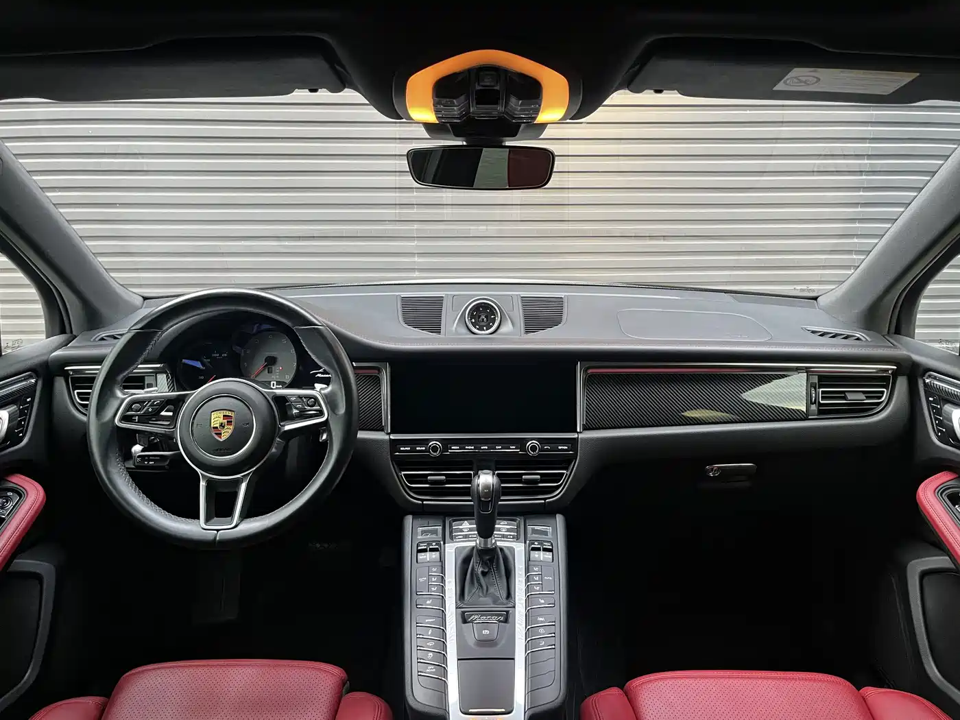 Фото 15 - Porsche Macan