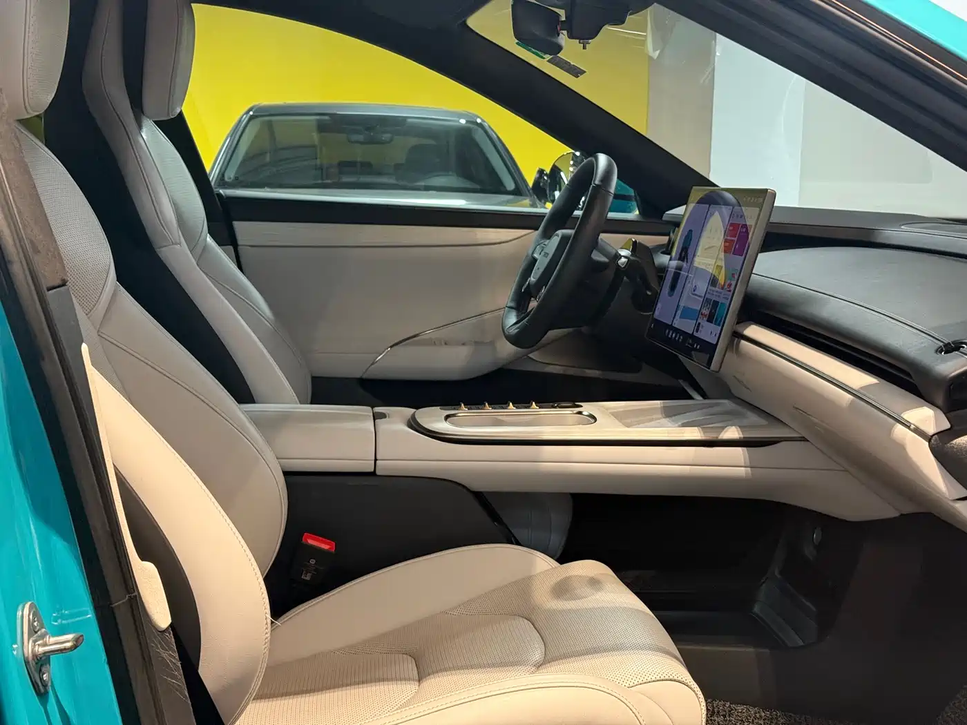 XIAOMI CAR XIAOMI SU7