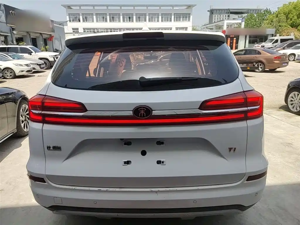 BYD Song 2019 1.5TI Manual Smart Connection Sport фото 4