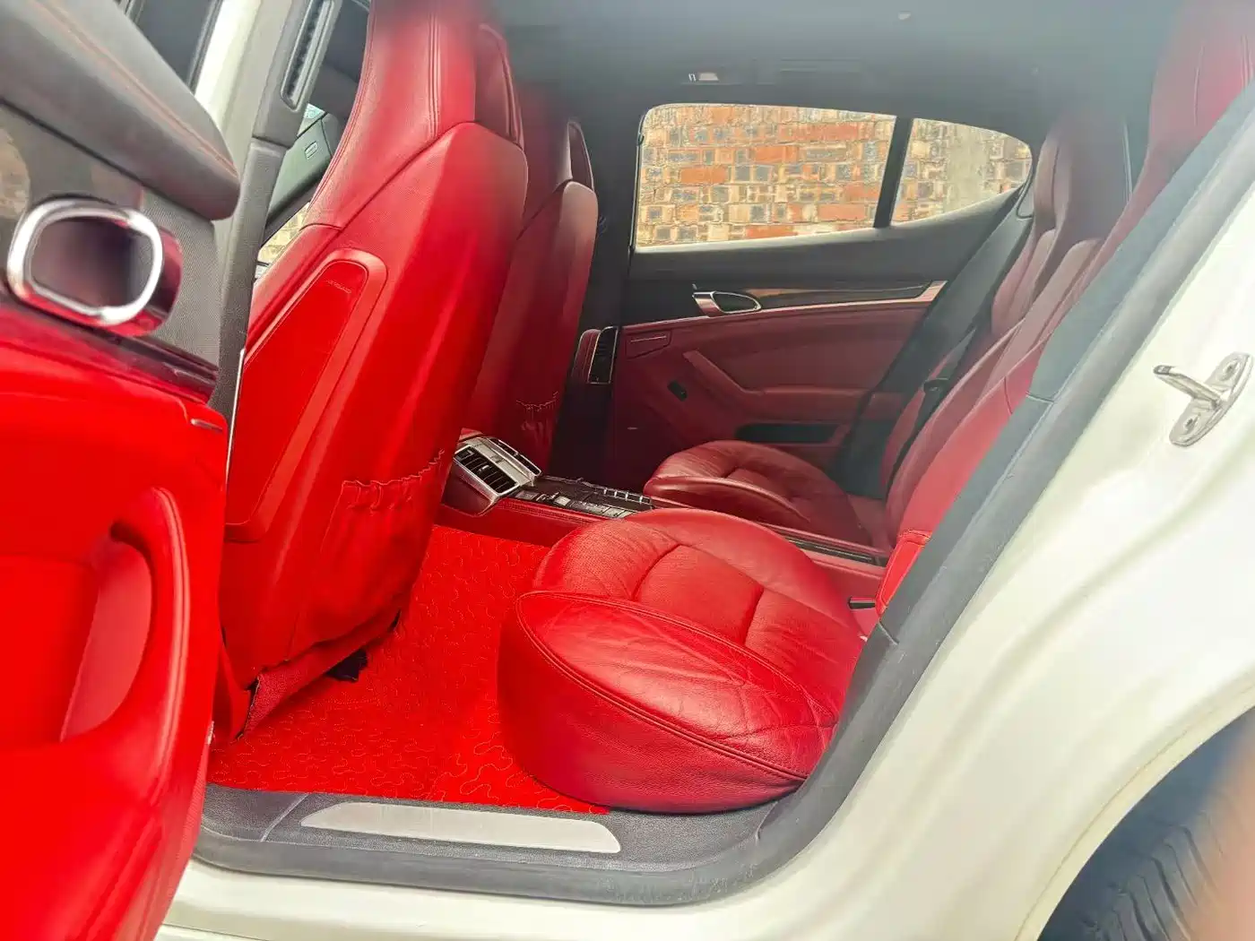 Фото 7 - Porsche Panamera