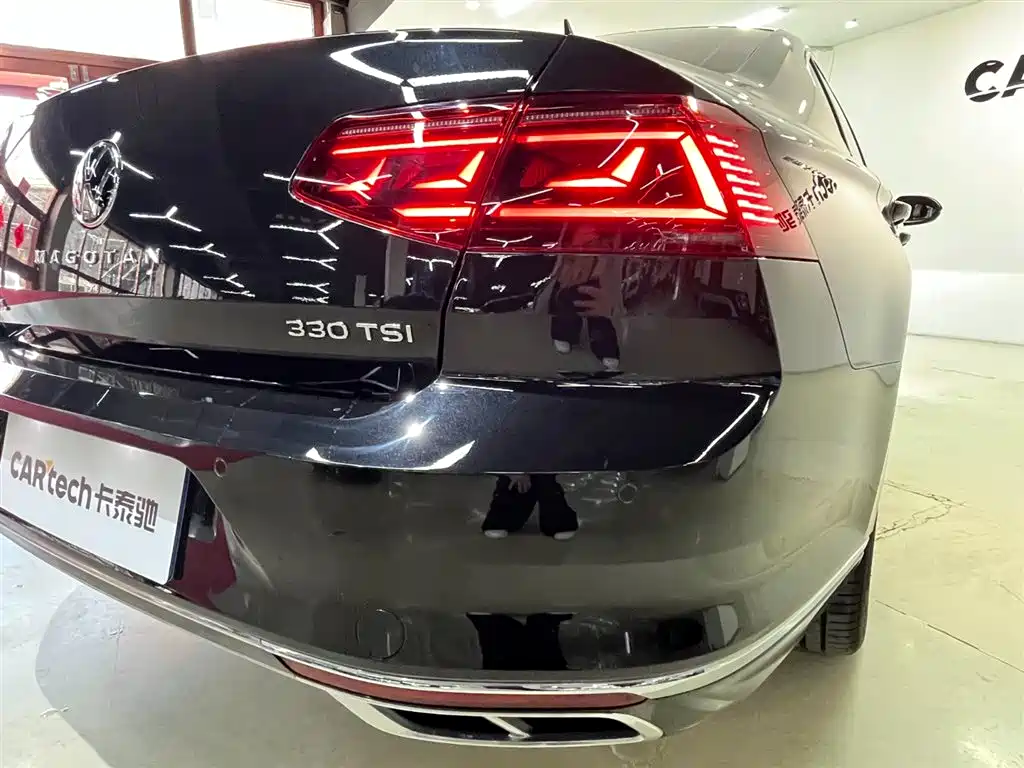 Volkswagen Magotan 2023 Model 2 Million Commemorative Edition 330TSI DSG Luxury фото 22