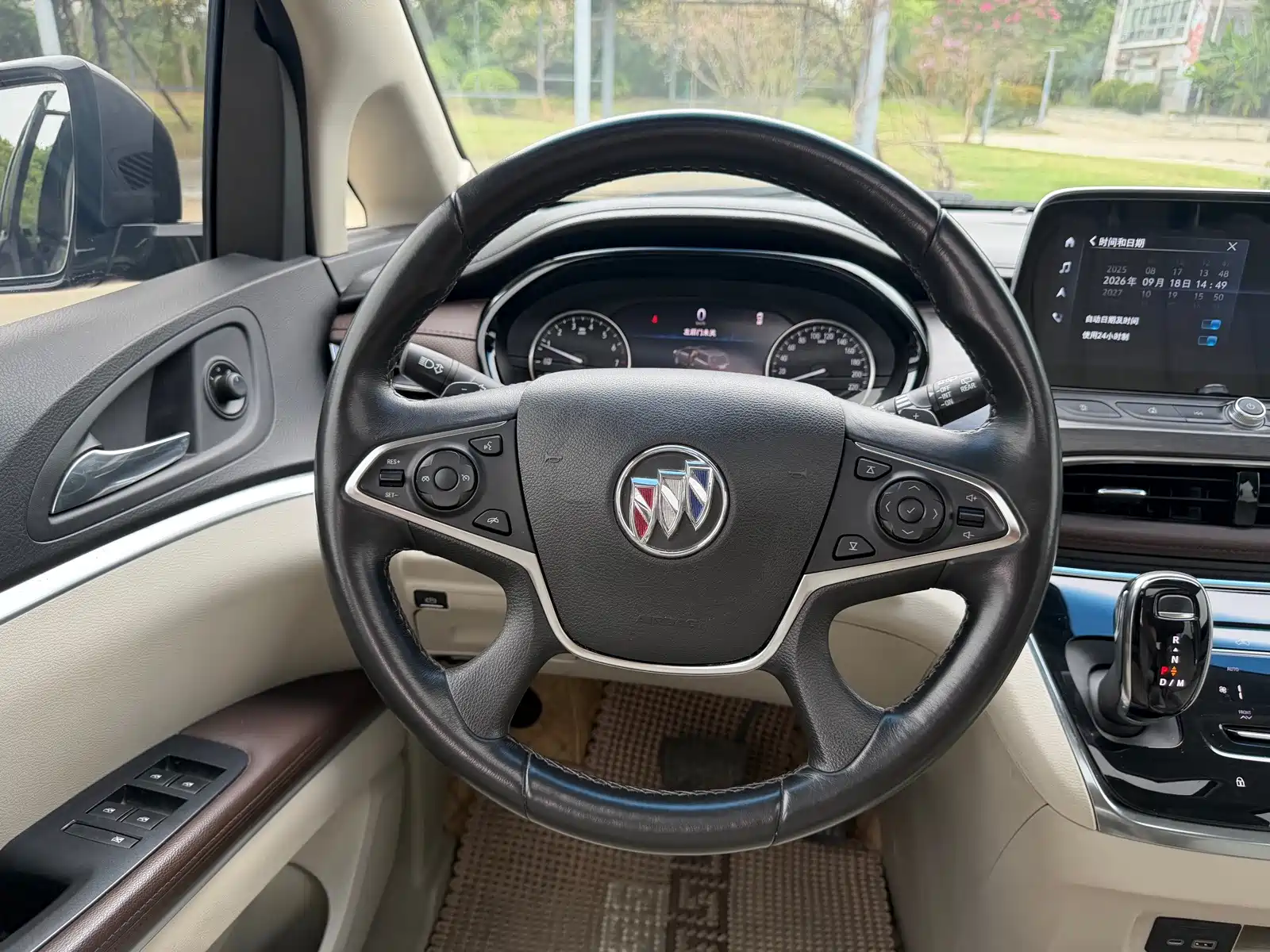 Фото 8 - Buick GL8