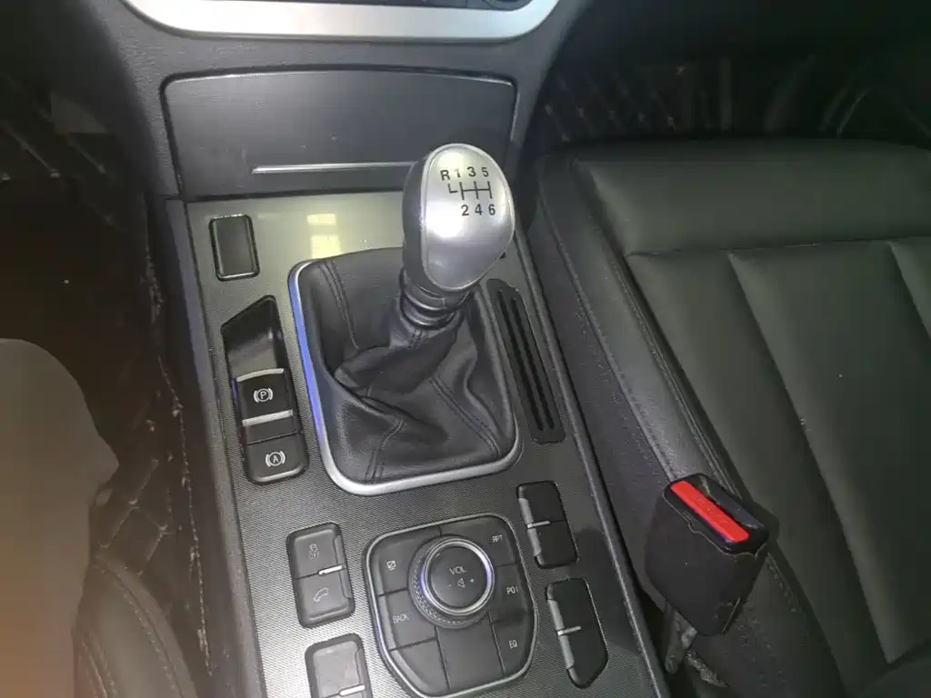 Haval H6 Coupe 2016 2016 Blue Label 1.5T Manual 2WD Urban