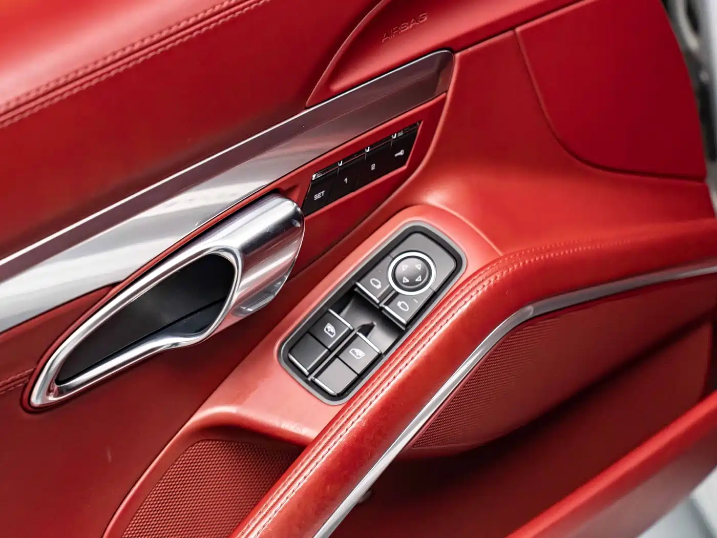 Photo 16 - Porsche 911