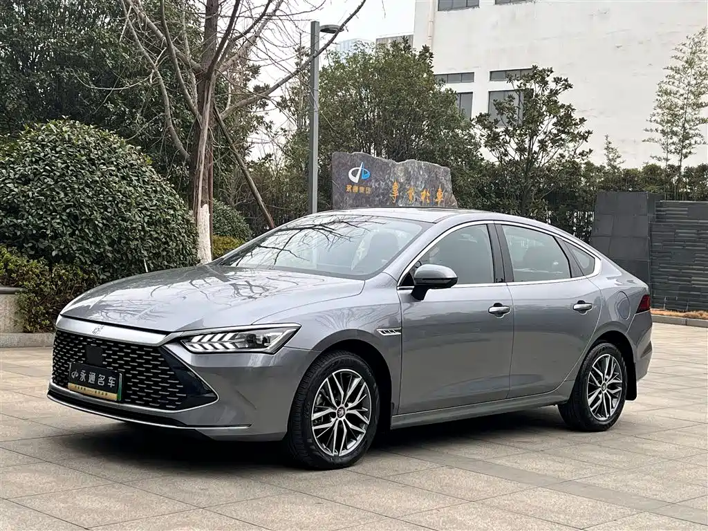 BYD Qin PLUS 2024 Glory Edition DM-i 120KM Premium