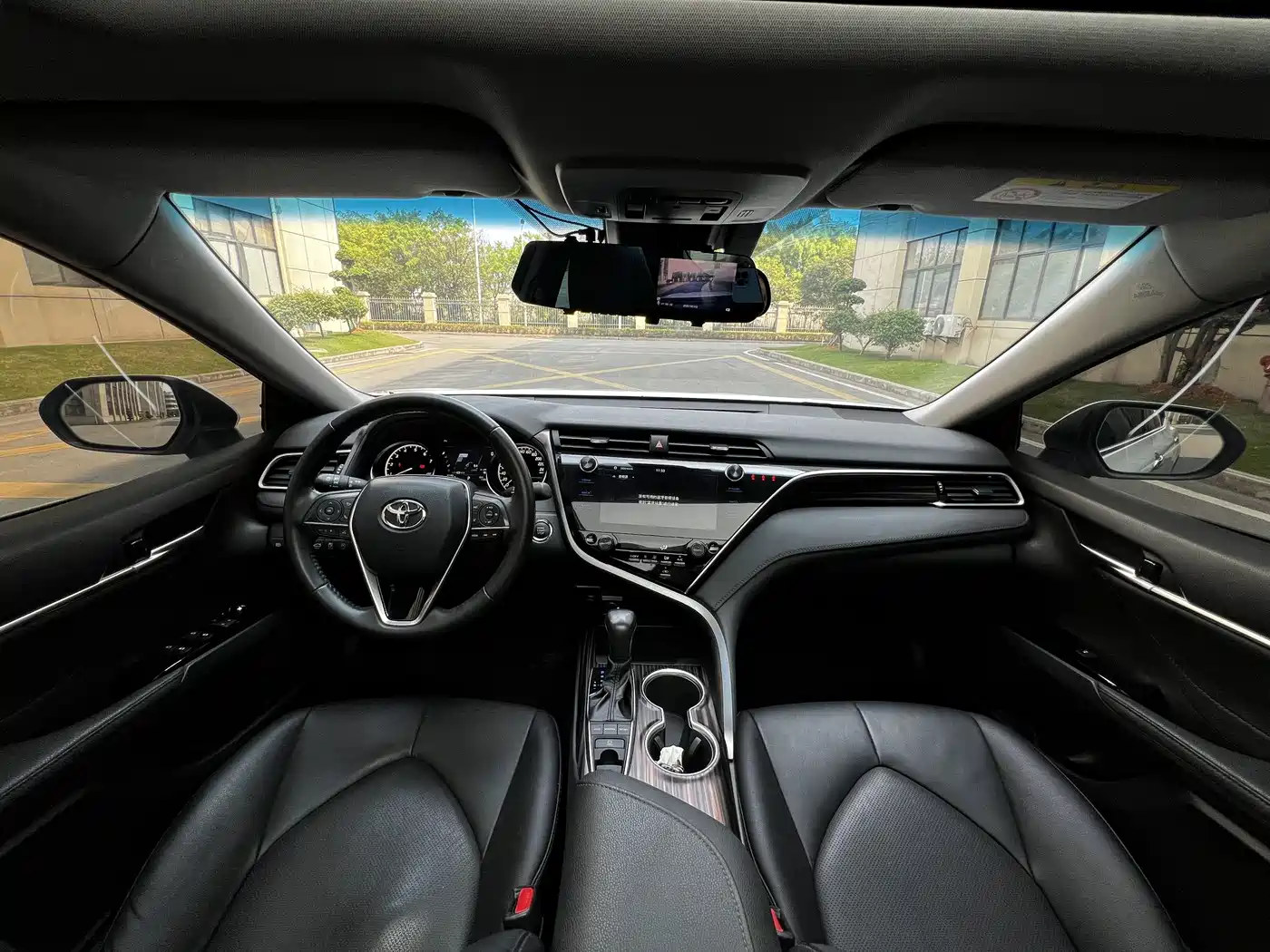 Toyota Camry 2019 2.5G Luxury Edition China VI фото 7