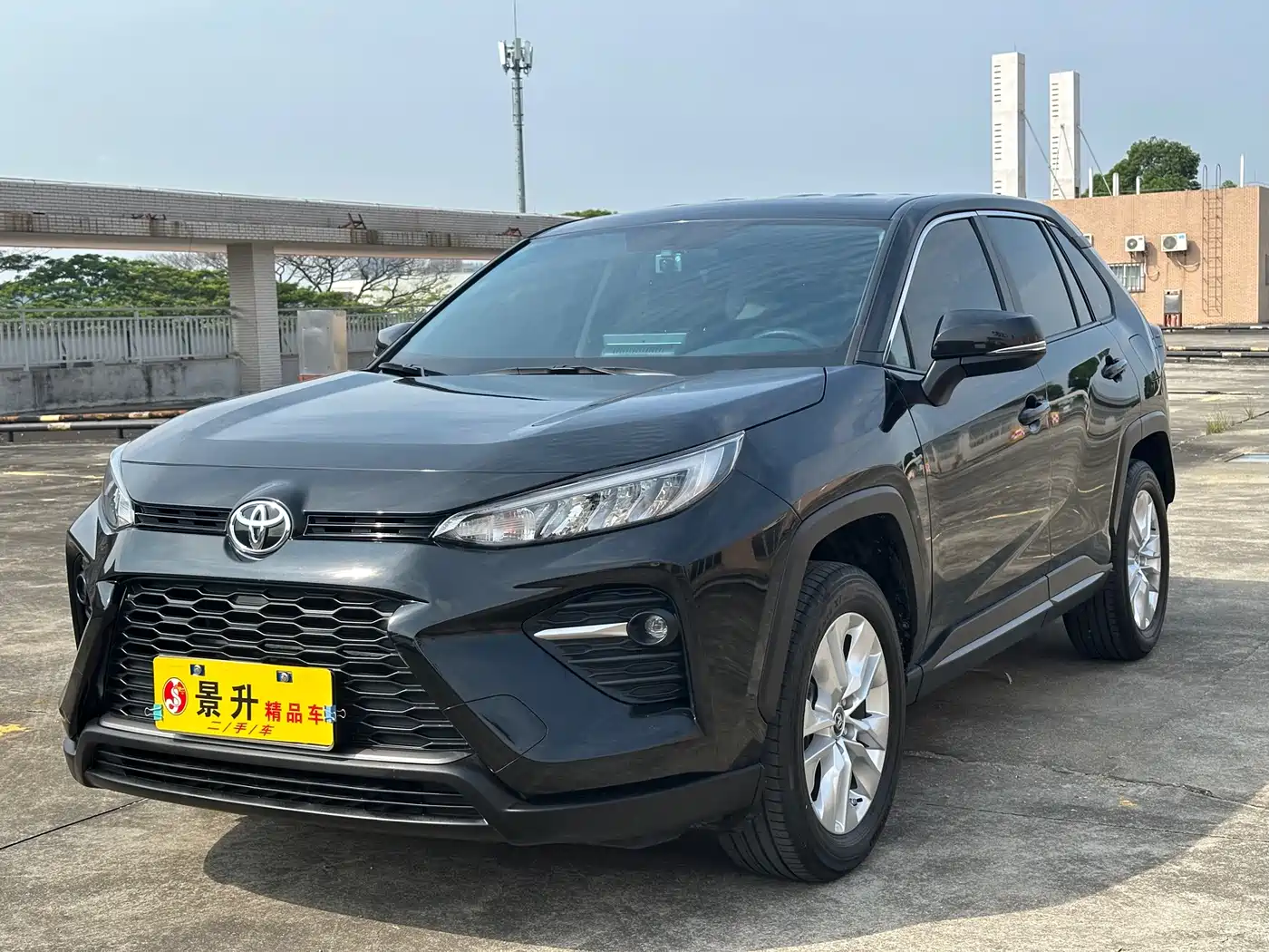 Toyota Wildlander 2022 2.0L CVT FWD Leading Edition