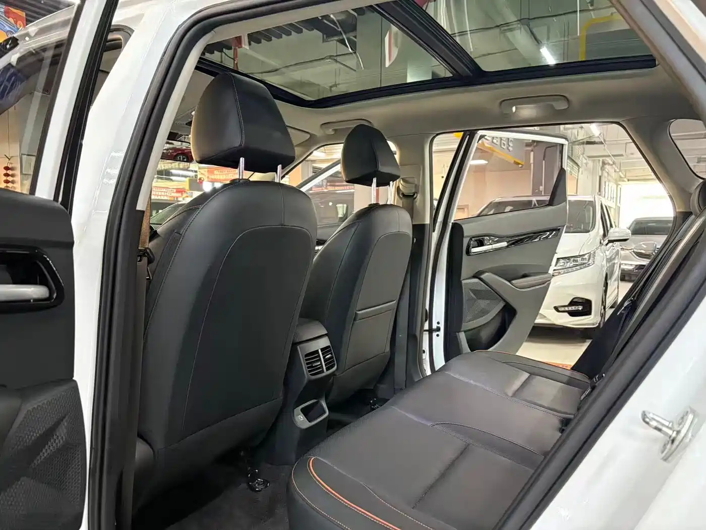 Kia Seltos 2023 1.5L CVT Luxury Edition фото 8