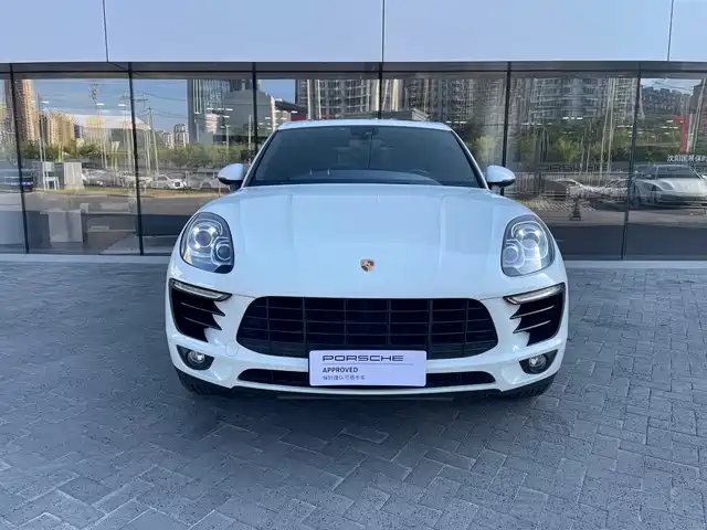 Porsche Macan 2017 Macan 2.0T — фото 3