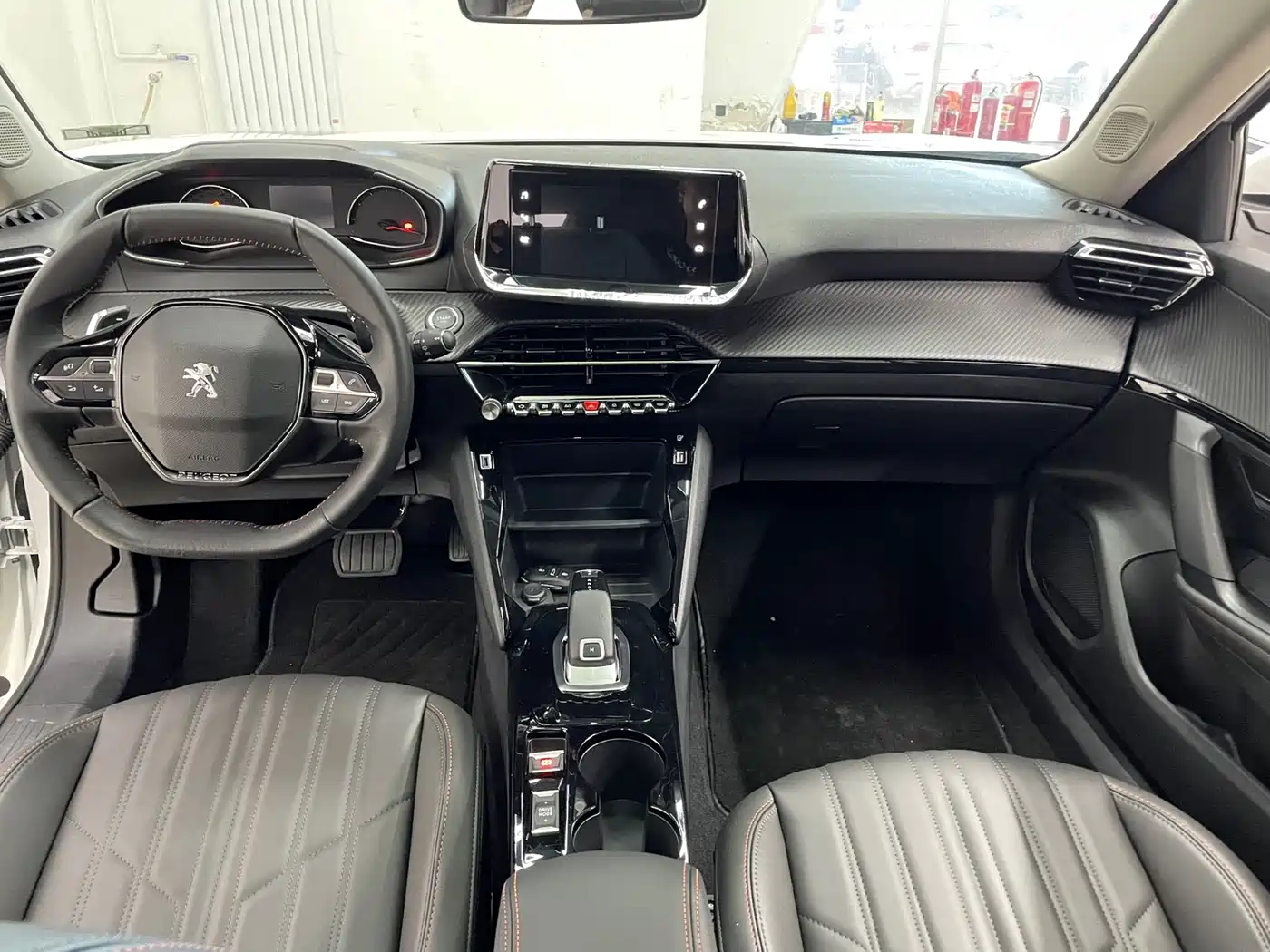 Peugeot 2008 2022 230THP THE ONE фото 9