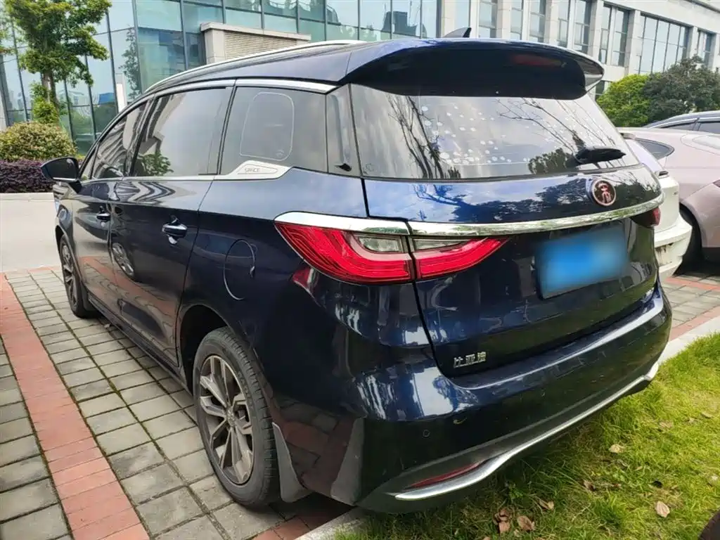 BYD Song MAX 2019 1.5T Automatic Smart Connection Rui Yi 6-seater China V фото 5