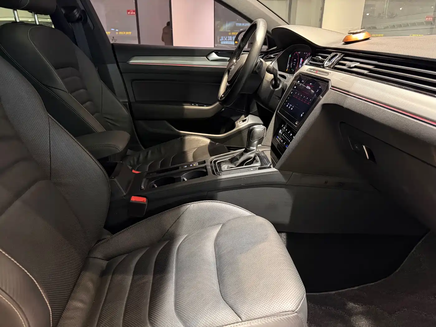 Volkswagen FAW-Volkswagen CC 2020 330TSI Glamour Version China VI фото 4