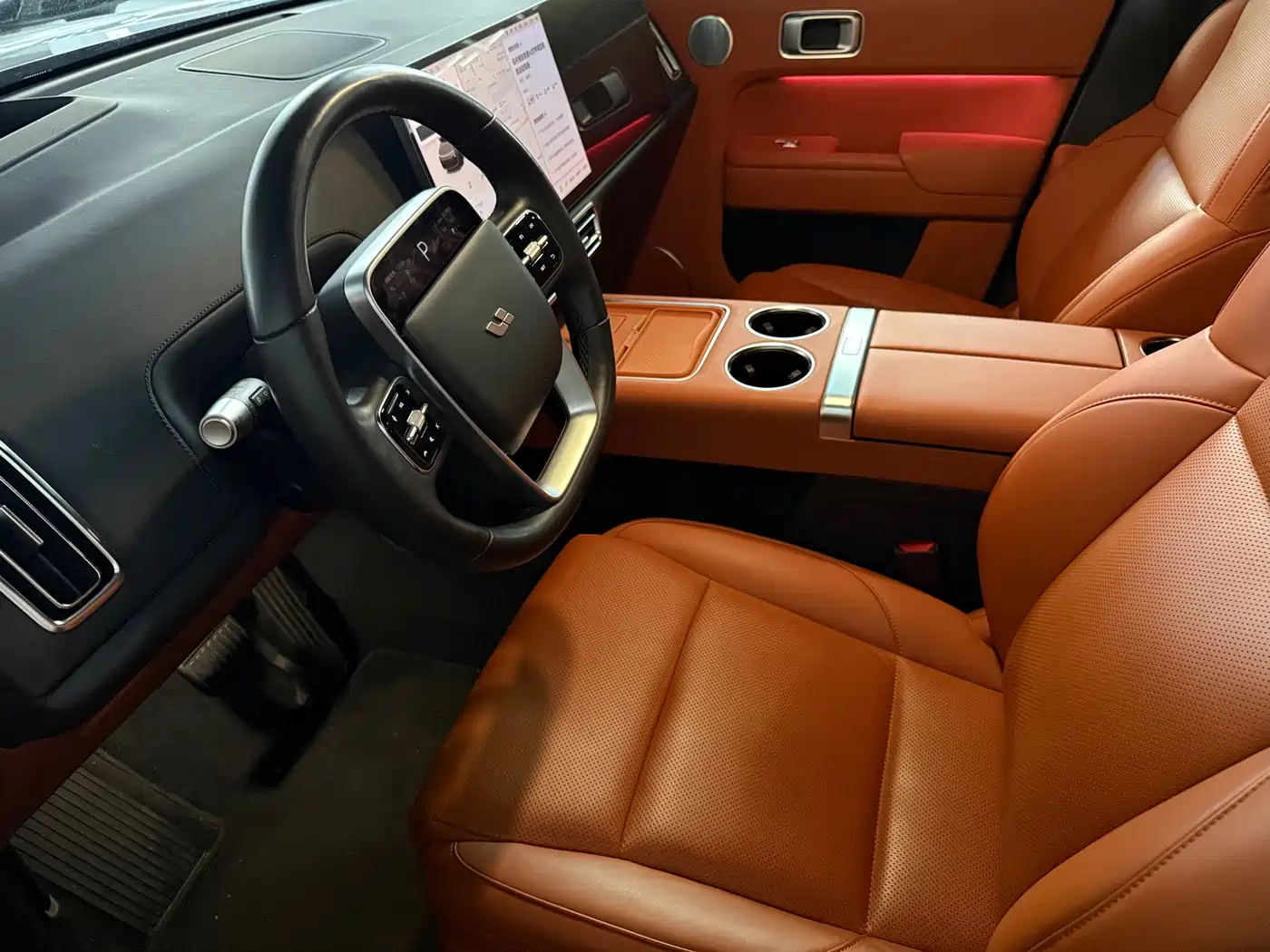 Li Auto Li L8 2023 Pro фото 4