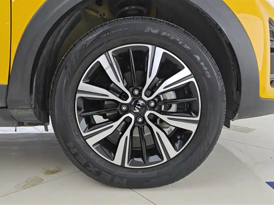 Kia KX1 2021 1.4L CVT Fun Sunroof Version фото 6