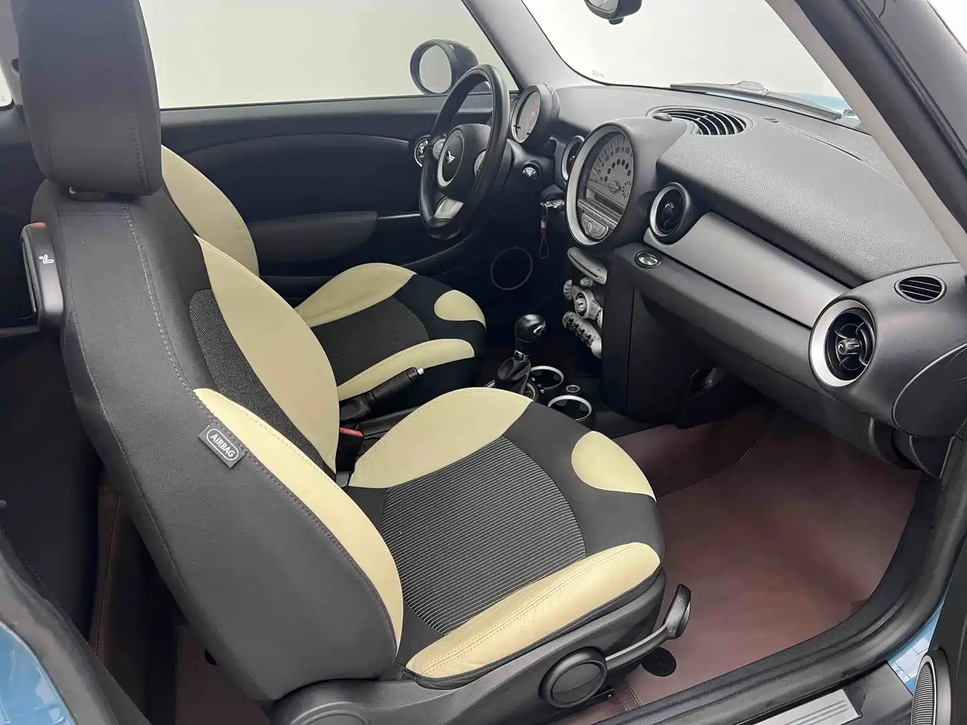 MINI MINI 2010 2007 1.6L COOPER Fun