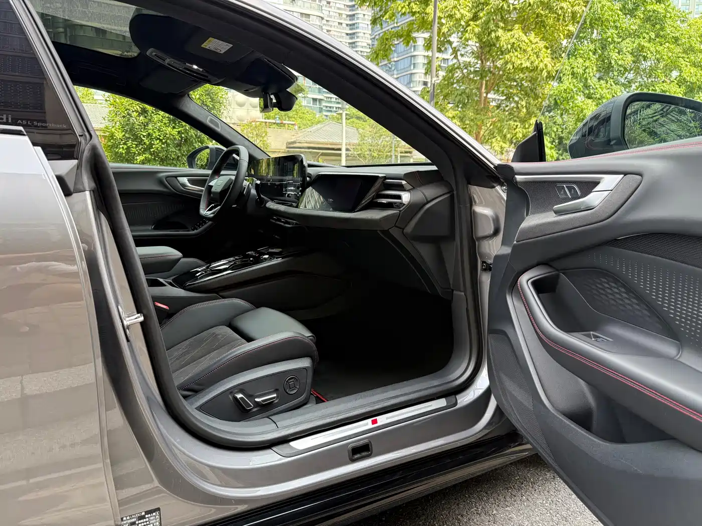 Photo 11 - Audi A5L Sportback