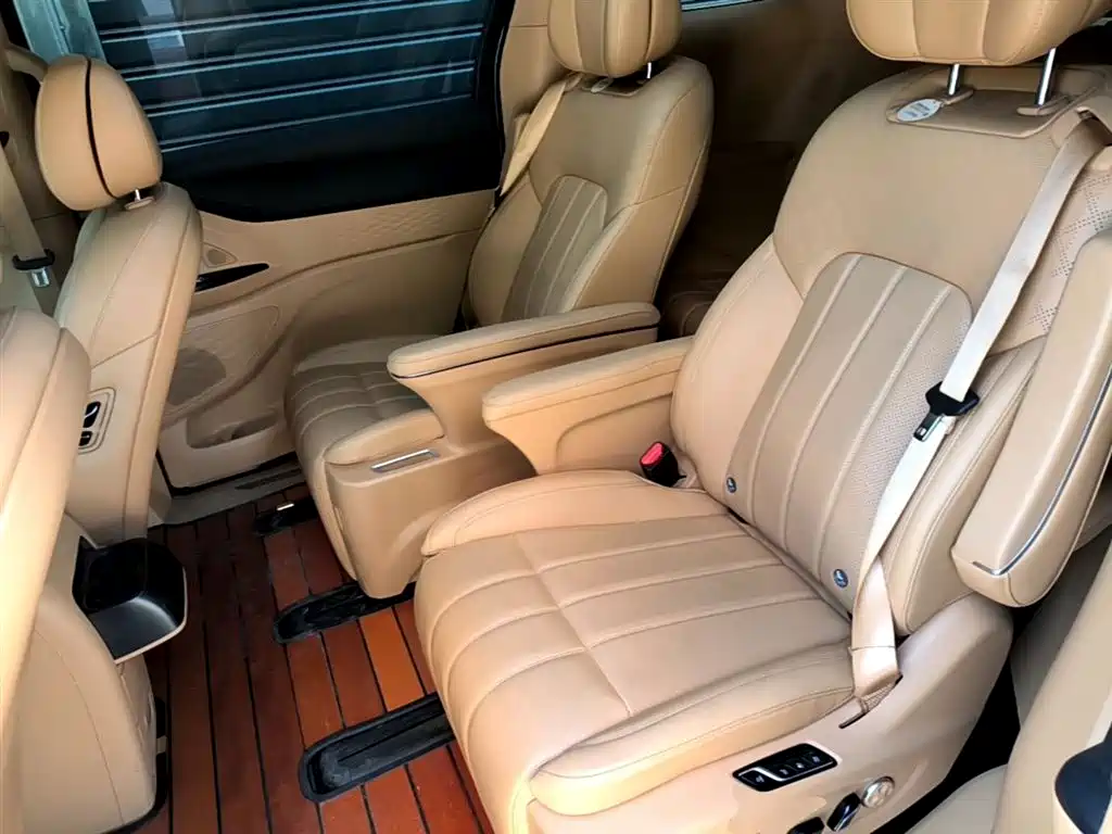 Voyah Auto Voyah Dreamer 2024 PHEV Ultra Long Range Premium Edition фото 12