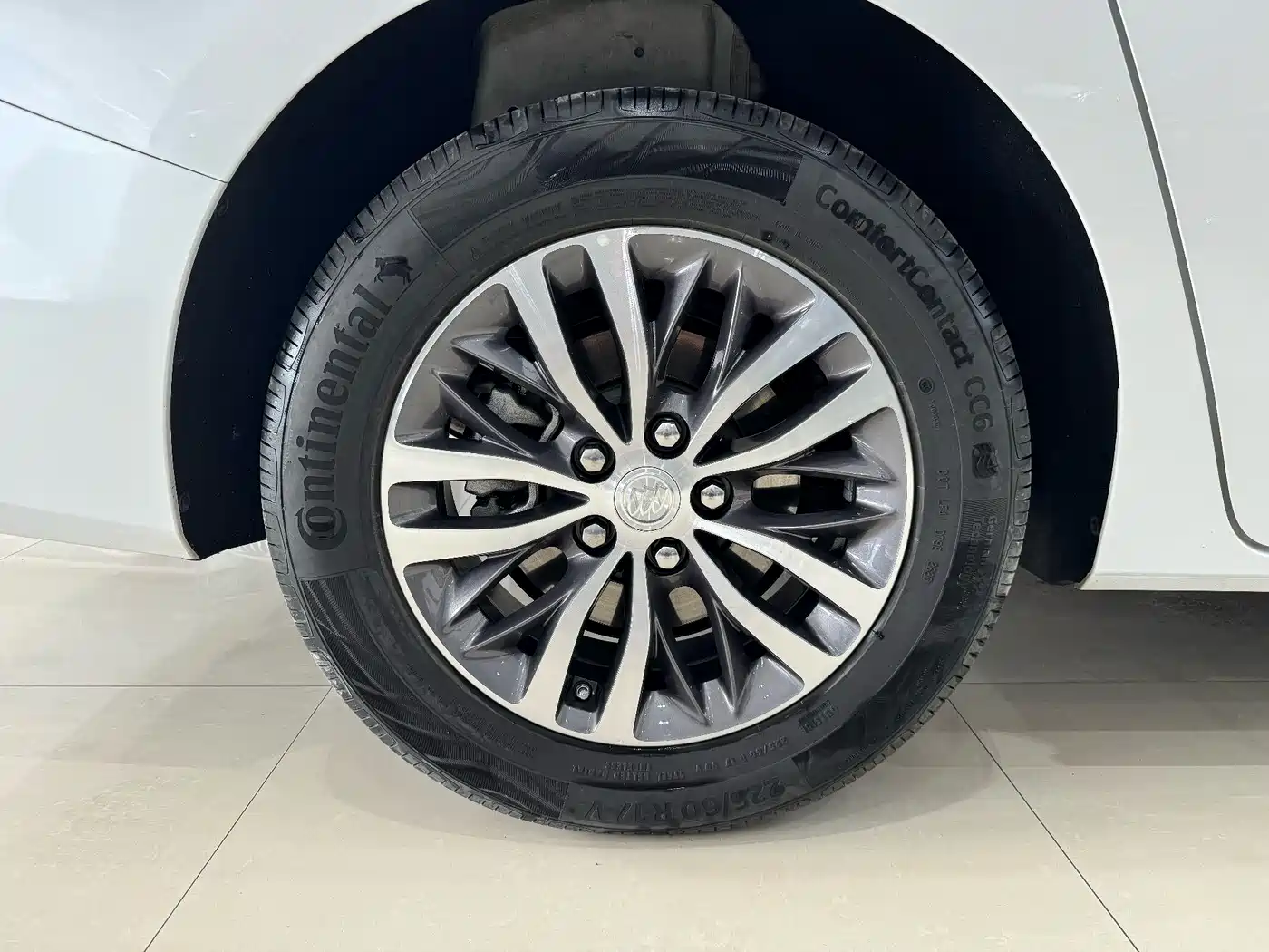 Buick GL8 2021 ES Landlord 653T Premium фото 27