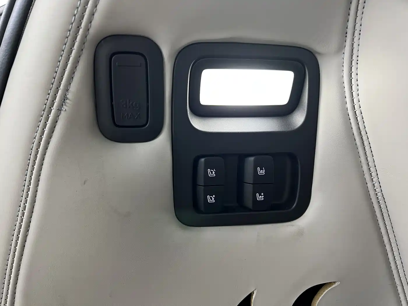 AITO Wenjie AITO M9 2024 Extended Range Ultra 42kWh 6-Seater фото 44