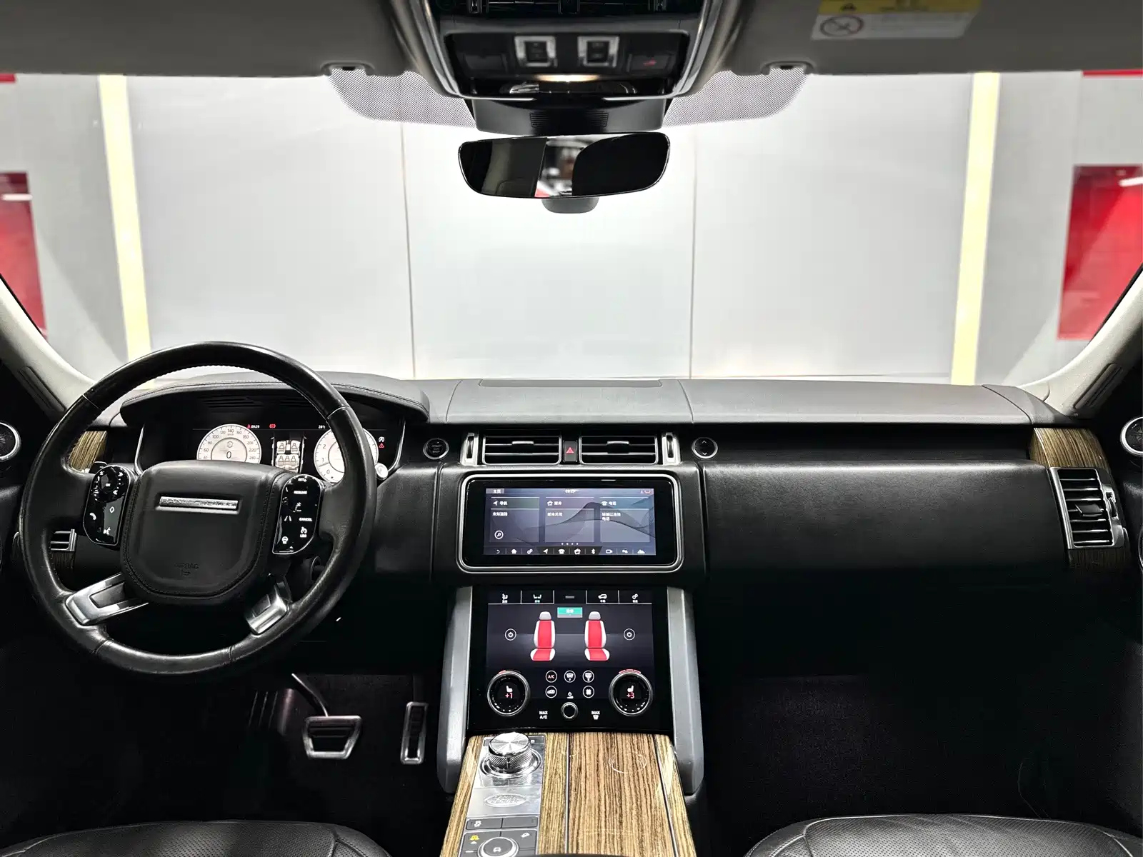 Фото 10 - Land Rover Range Rover