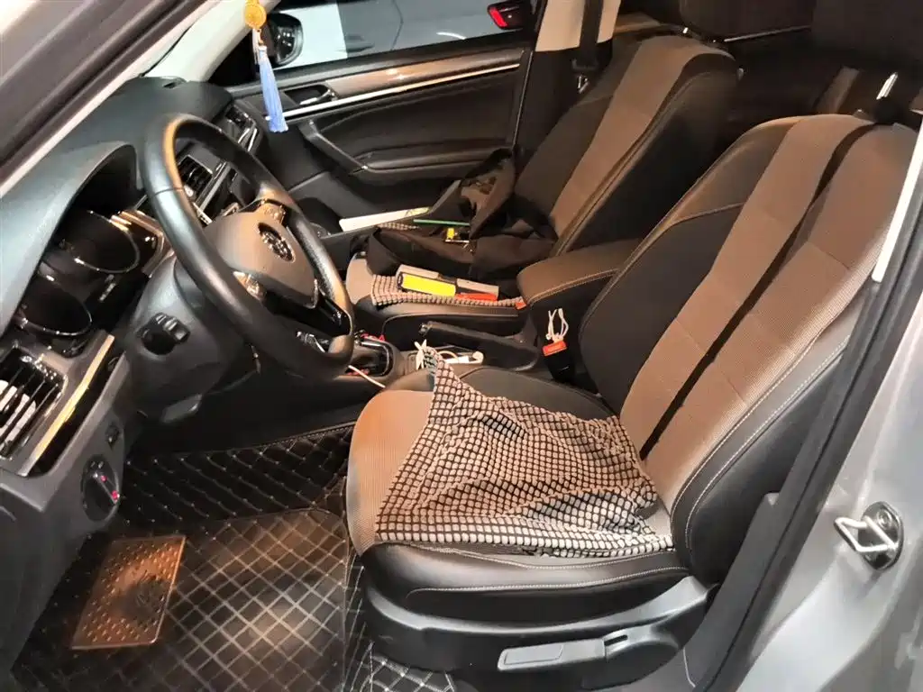 Volkswagen C-TREK 2019 2018 1.5L Automatic Comfort