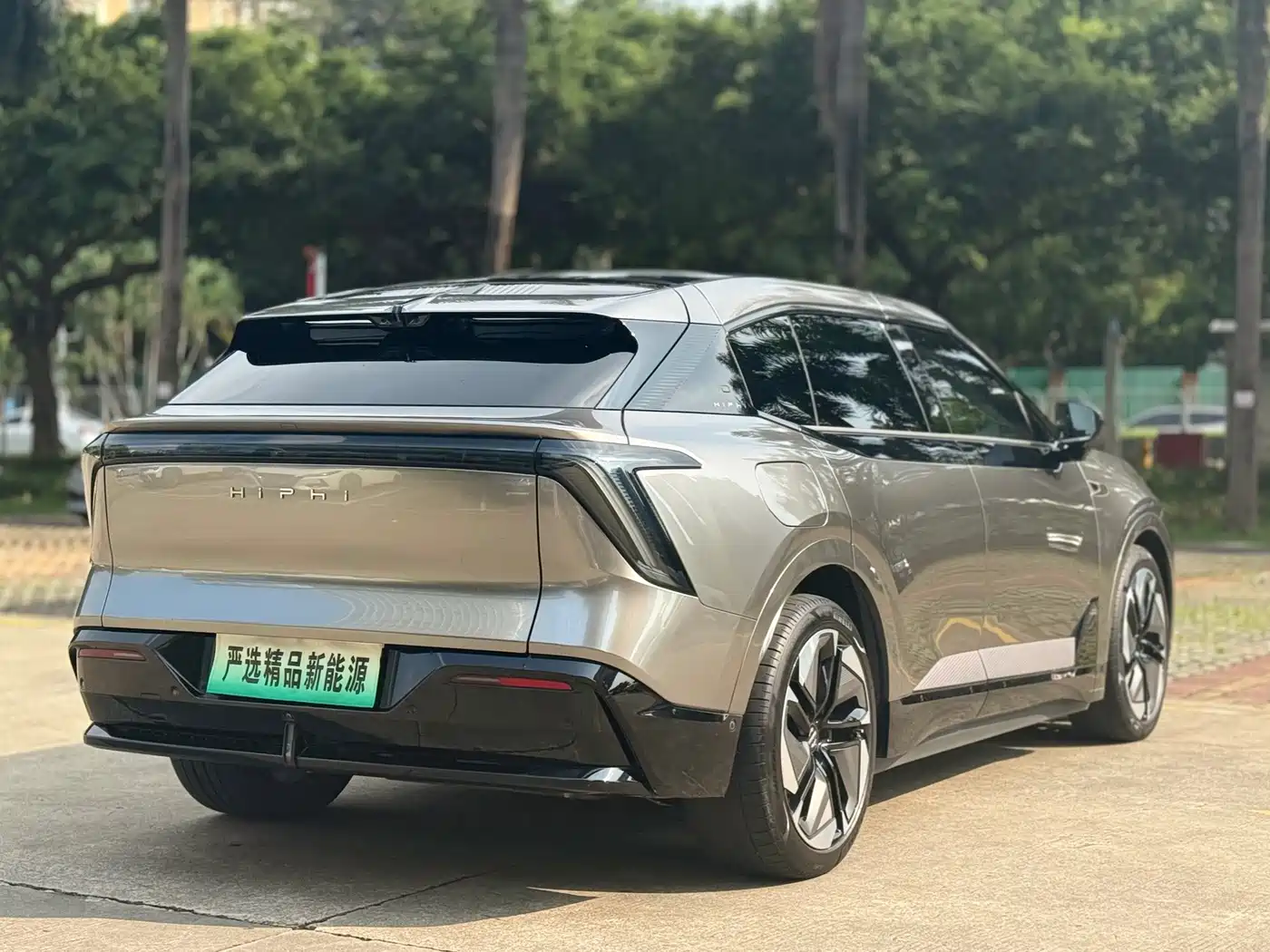 HiPhi Y 2024 2023 765km Flagship Edition